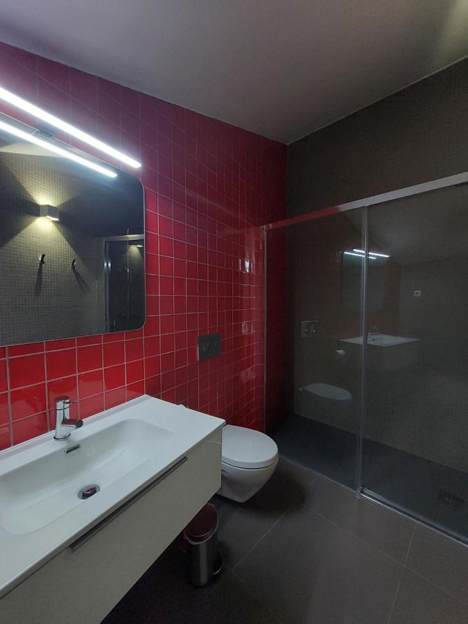 Oh Studios Lousa المظهر الخارجي الصورة